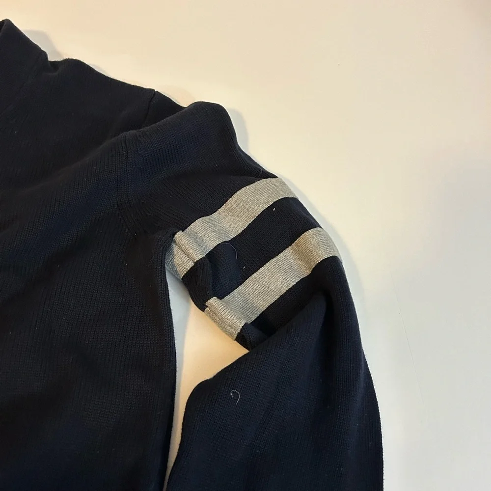 NWOT Banana Republic Sample Navy V-Neck Sweater with Gray Sleeve Stripes
